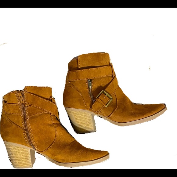 Dolcette Ankle Booties - Picture 5 of 5